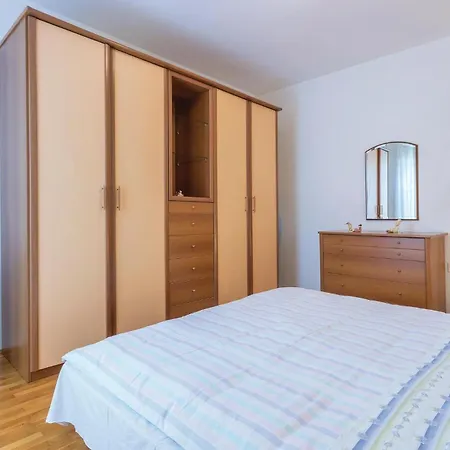 Cozy In With Wifi Apartment